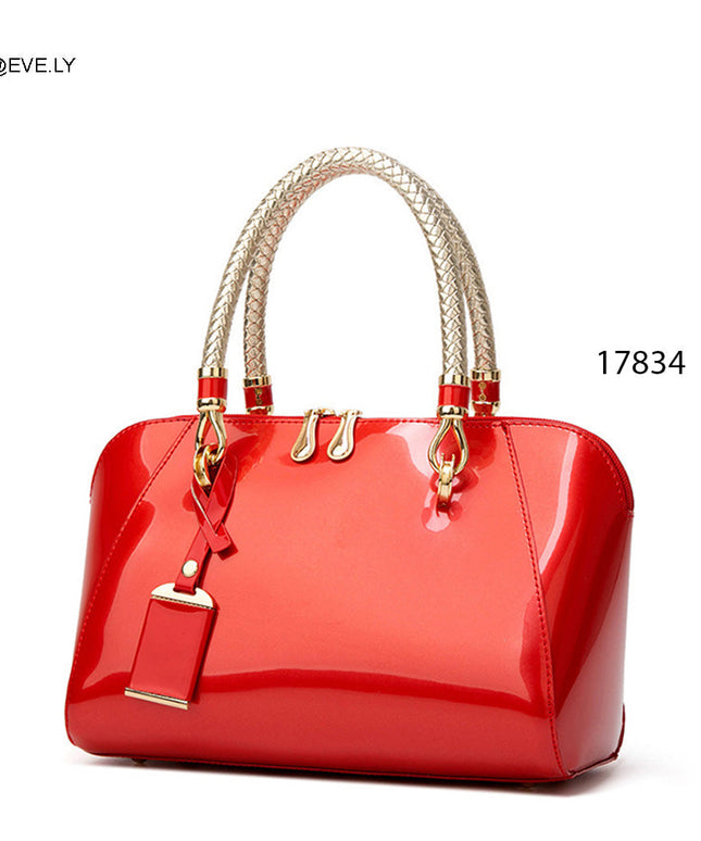 بيلا | حقيبة اليد العصرية اللامعة