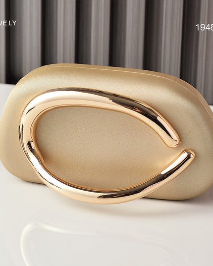 سيري | حقيبة السهرة الترندي