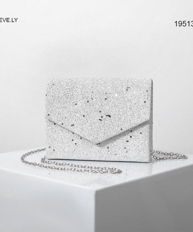 نجمة | حقيبة السهرة اللامعة